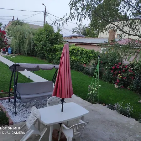 Casa Salomiea- Parcare Gratuita Ubytování v soukromí Eforie Nord
